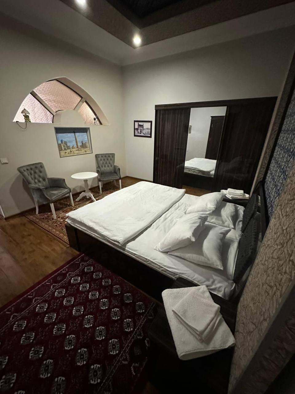 Turkistan Hotel Kogon Luaran gambar